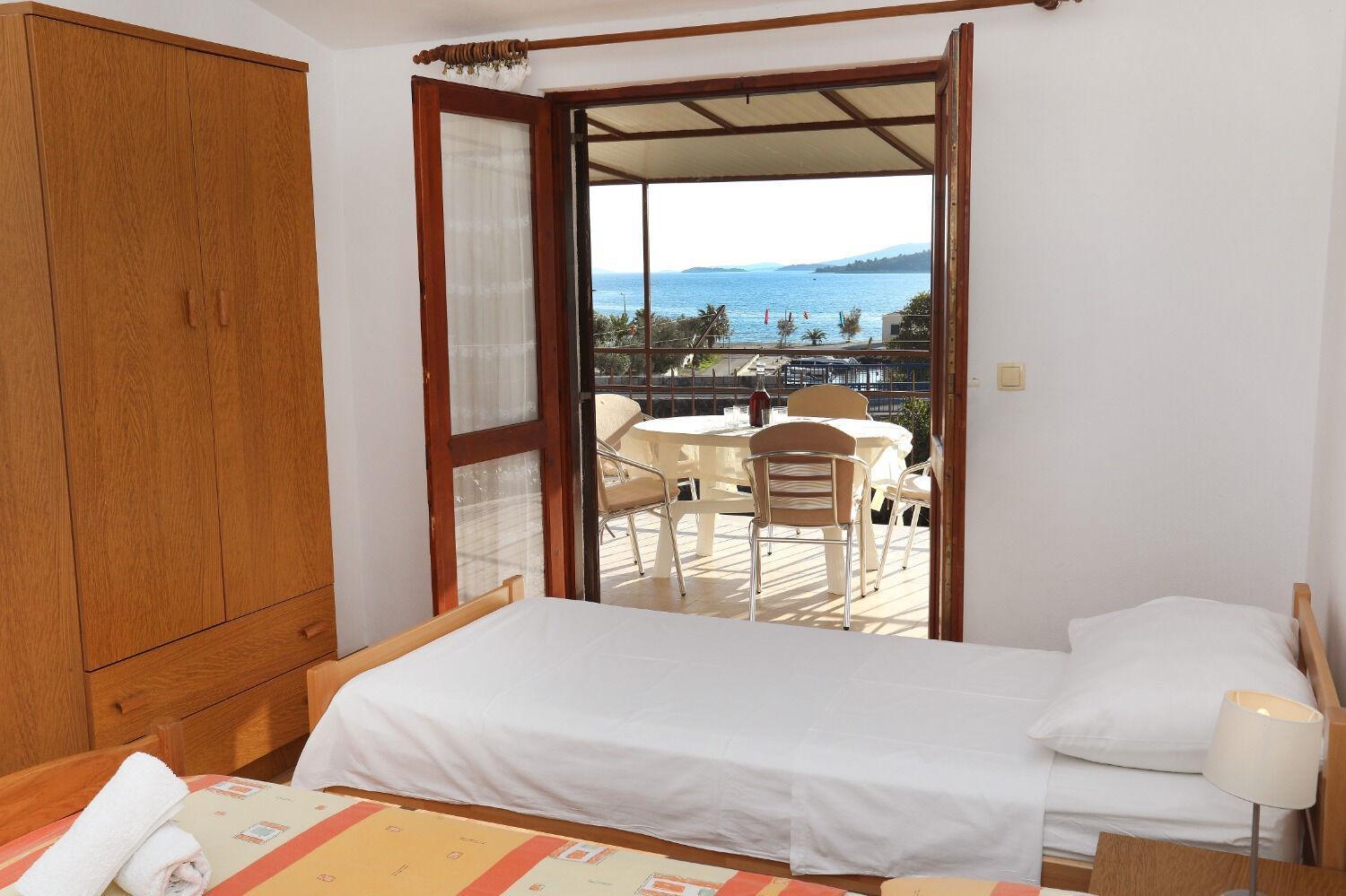 Apartments Ante - 50 M From The Sea Seget Vranjica Dış mekan fotoğraf